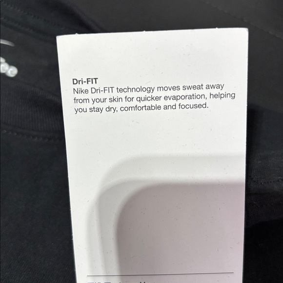 The Nike Tee DriFit, Crewneck, short sleeve Tee Shirt, Swoosh Logo chest - Picture 8 of 10